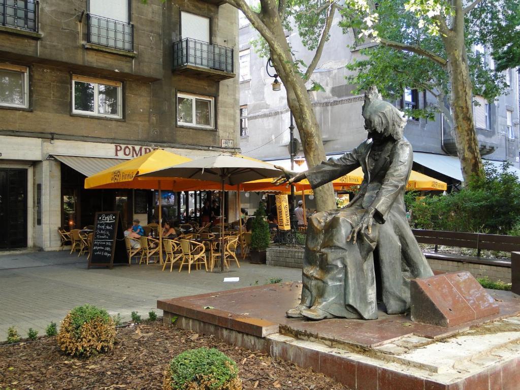 Like Home - Opera Apartments Budapeşte Dış mekan fotoğraf