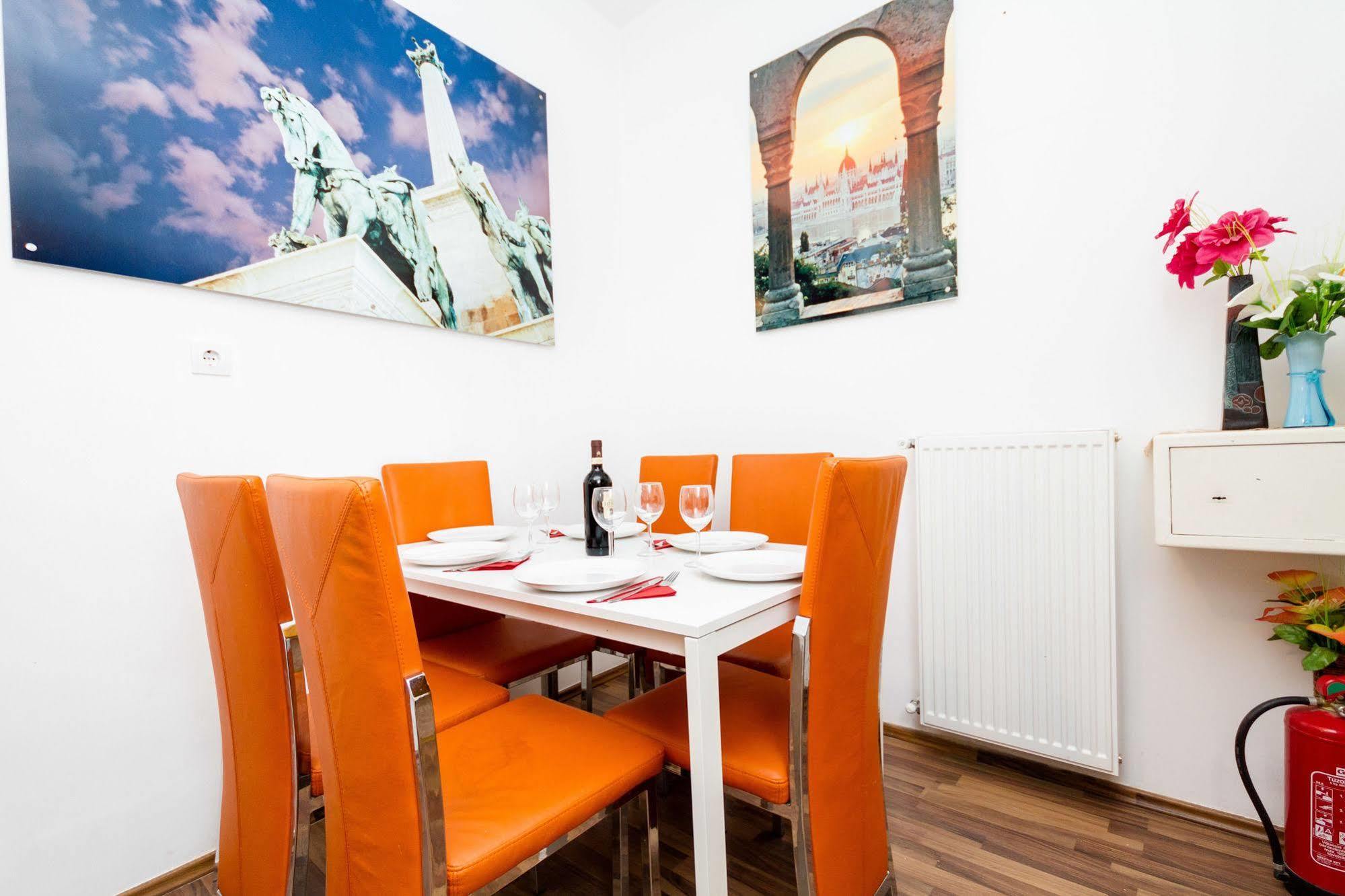Like Home - Opera Apartments Budapeşte Dış mekan fotoğraf